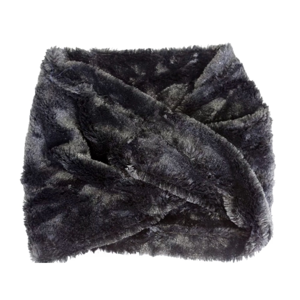 Super Soft Faux Fur Infinity Scarf - Picture 3 of 3